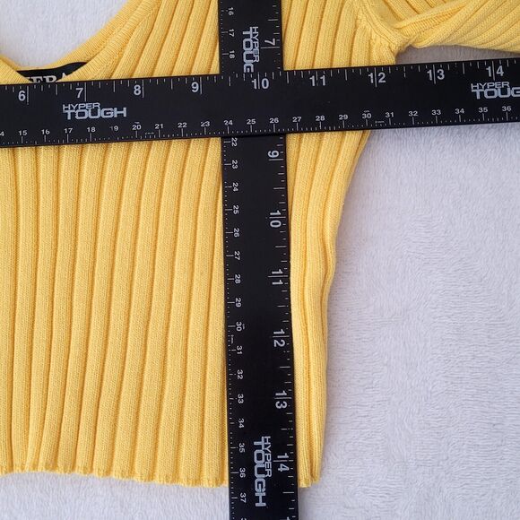 Hera Collection Long Sleeve Ribbed V-neck Baby Tee Cropped 90s Y2K Inspired Top - Picture 7 of 7